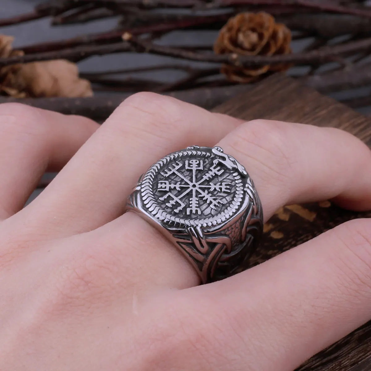 Anneau Nordique Vegvisir