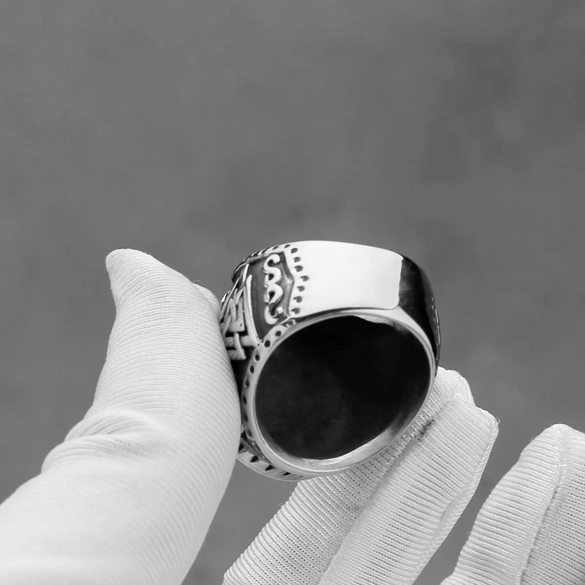 New Creative Viking Vintage Valknut Rune Ring Men Stainless Steel Trendy Ring Biker Boy Fashion Jewelry Gifts Wholesale