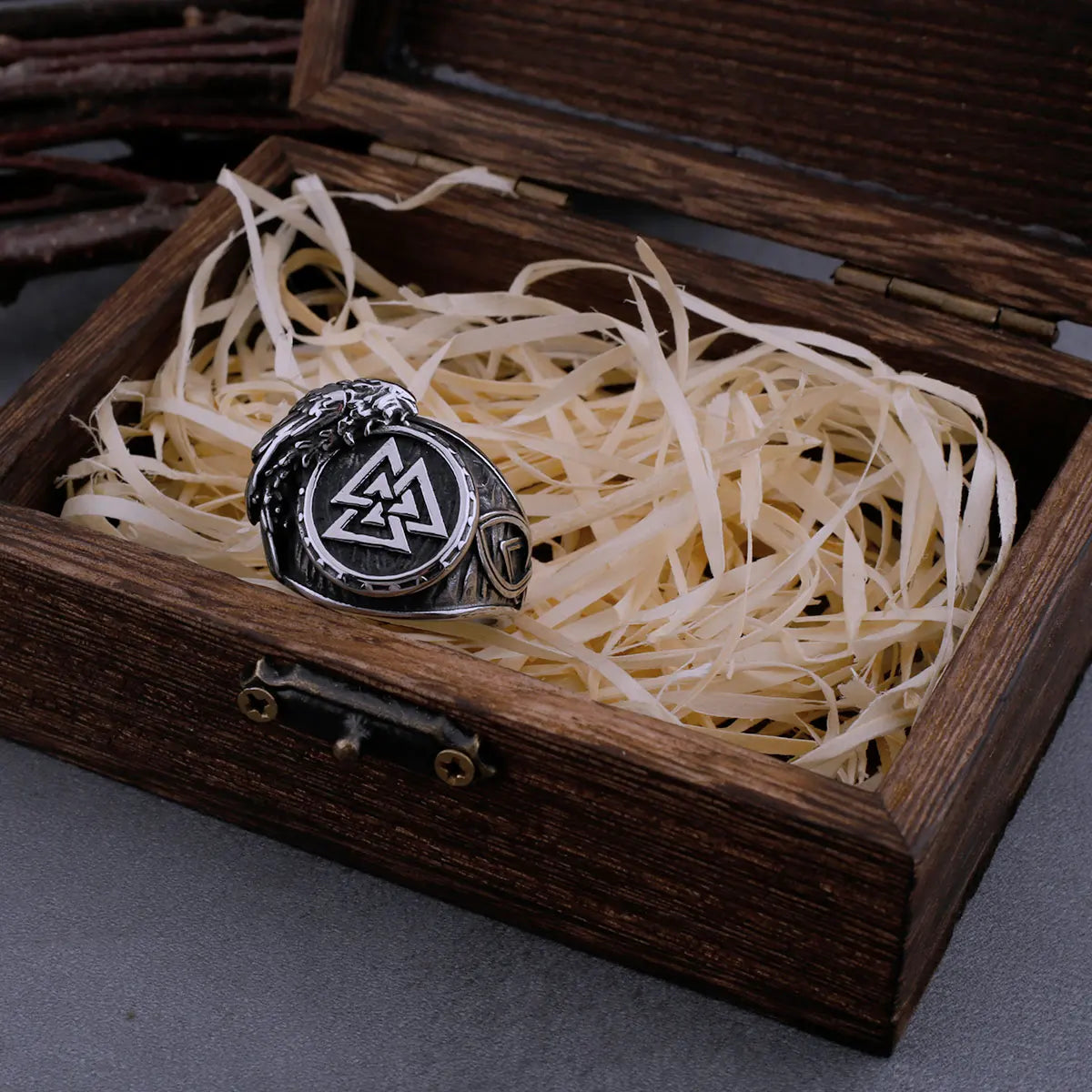 Bague Viking Corbeau et rune nordique