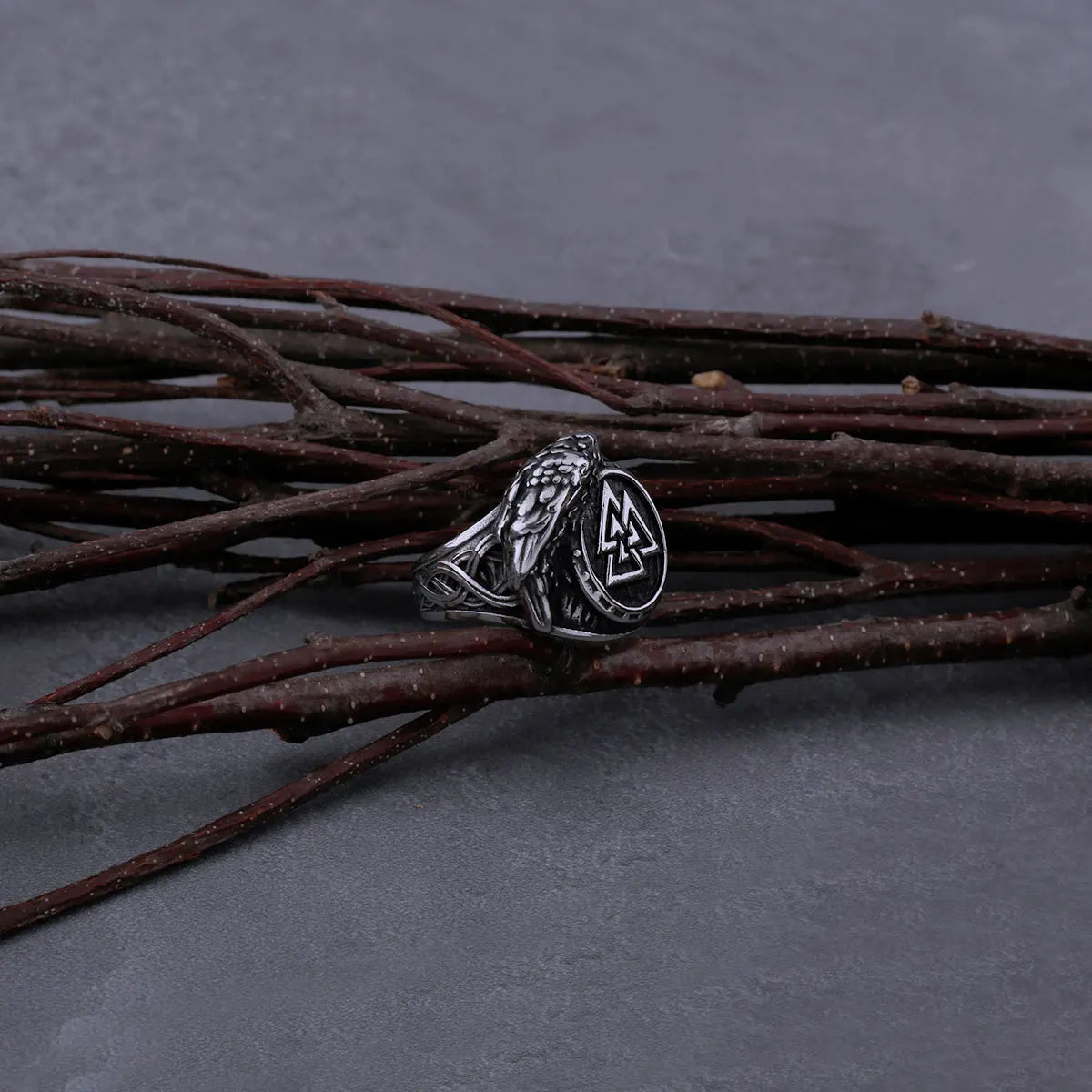 Bague Viking Corbeau et rune nordique