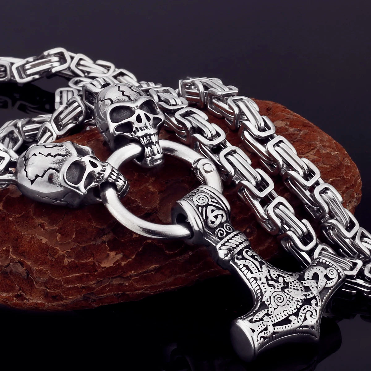 Nordic Celtic Men's Necklace Pendant Viking Wolf Head Stainless Steel Scandinavian Rune Amulet Domineering Biker Jewelry