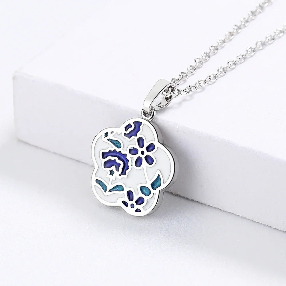 Pendentif rétro floral