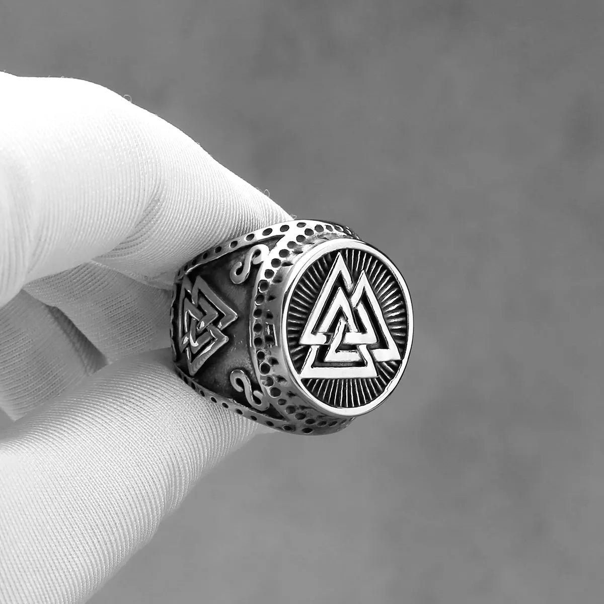 New Creative Viking Vintage Valknut Rune Ring Men Stainless Steel Trendy Ring Biker Boy Fashion Jewelry Gifts Wholesale