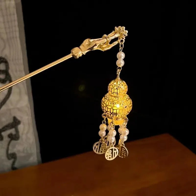 Hair stick Lantern