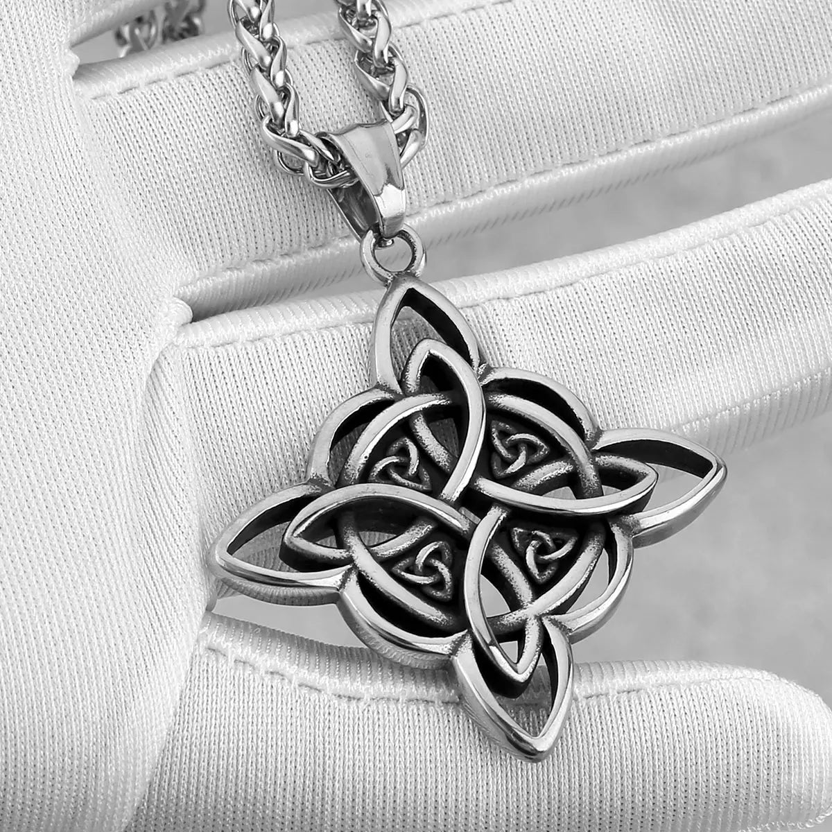 Pendentif Rune Nordique Celtique