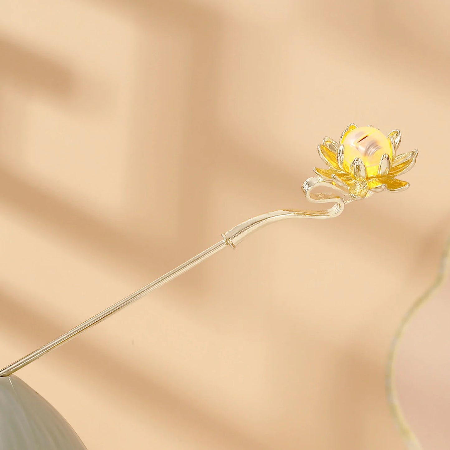 Hair stick Lantern