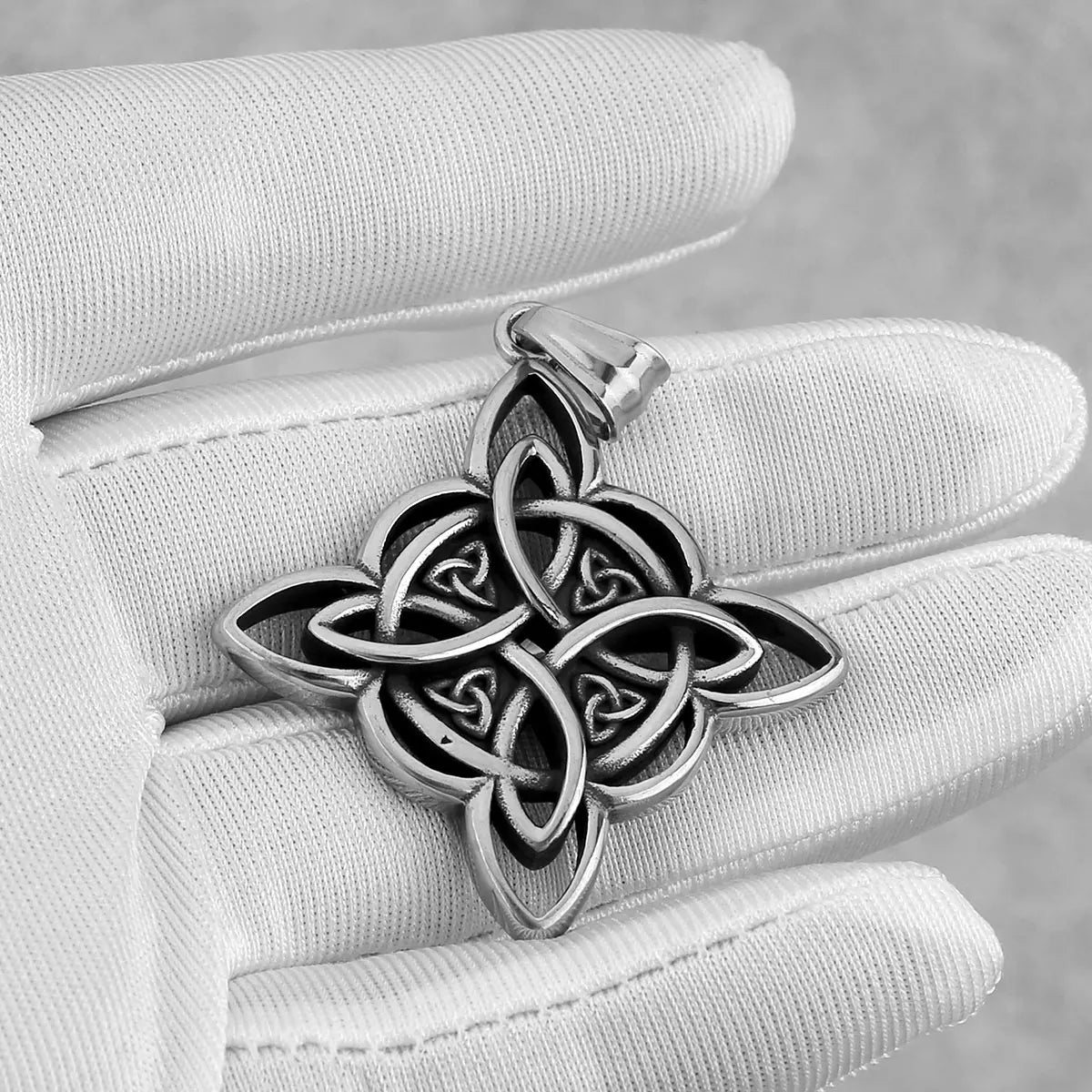 Pendentif Rune Nordique Celtique