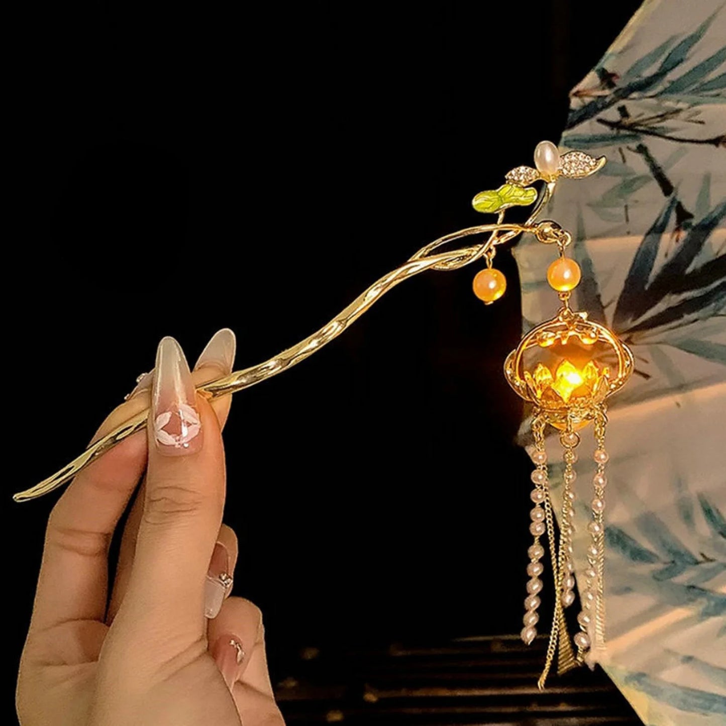 Hair stick Lantern